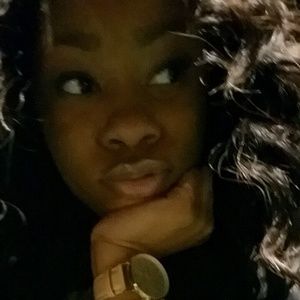 Meet your Posher, Stacey